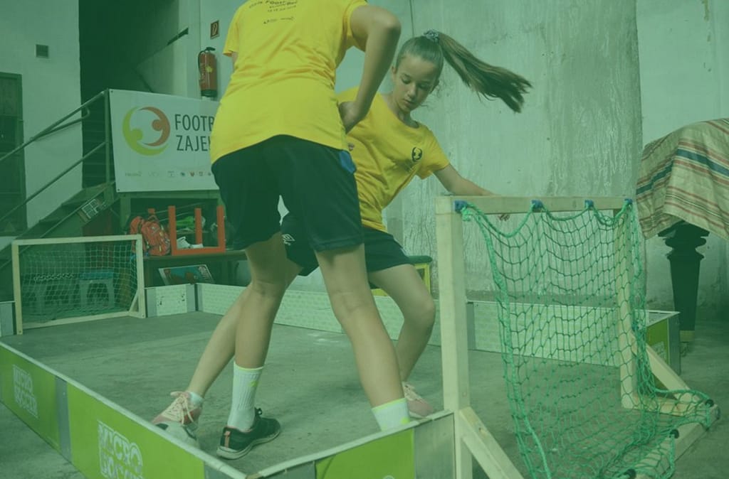 Teamspiel im Freien
